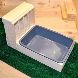 Bunny hay feeder and litter box